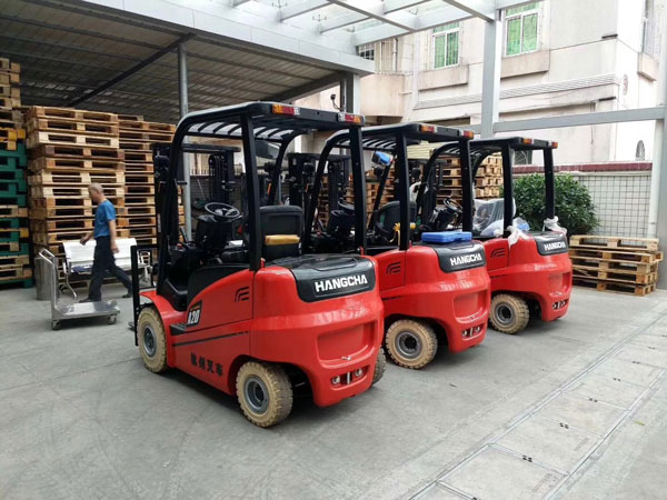 杭州叉車(chē)電動(dòng)叉車(chē)，60年始終如一的優(yōu)秀品質(zhì)